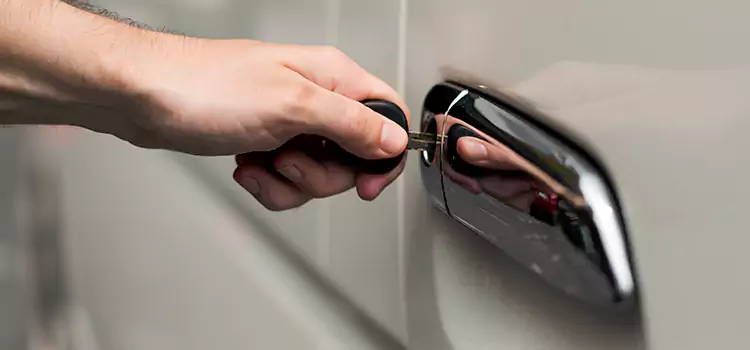 Why Choose Our Auto Locksmith Team in Novi, MI?