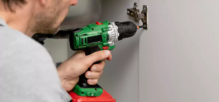 Commercial Door Hinge Repair Novi
