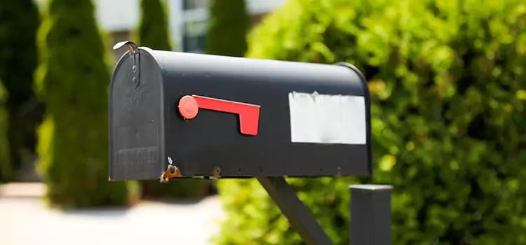 Secure Mailboxes for Packages Novi
